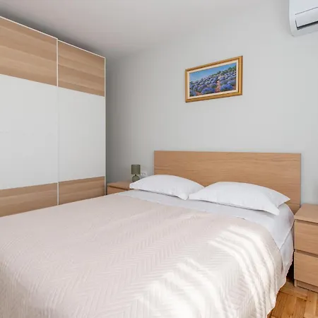 Prázdninový dům In *