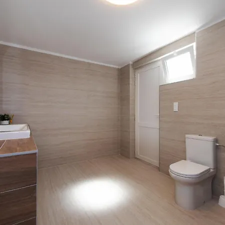 In Prázdninový dům *