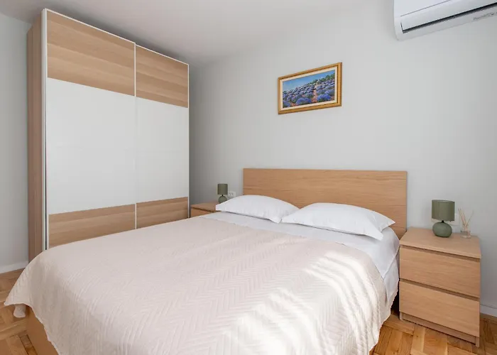 בית נופש In *