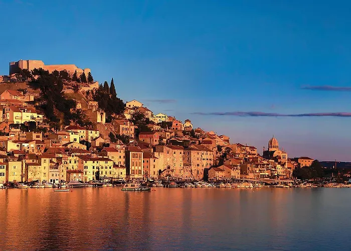 בית נופש In *